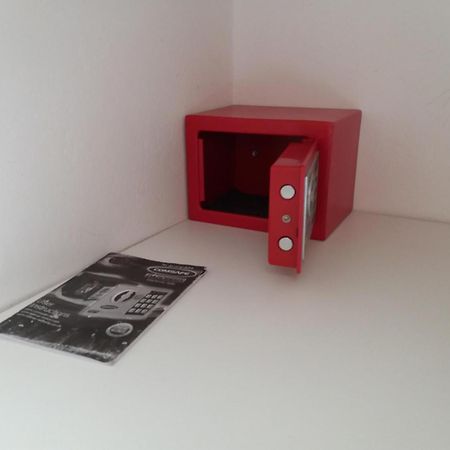 Apartments Jakovic Brela Chambre photo